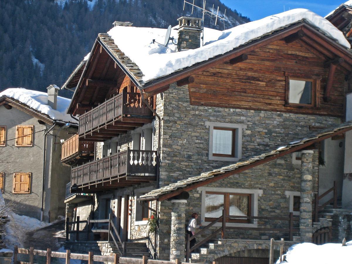 Locazione Turistica Epinel Hotel Cogne Exterior photo